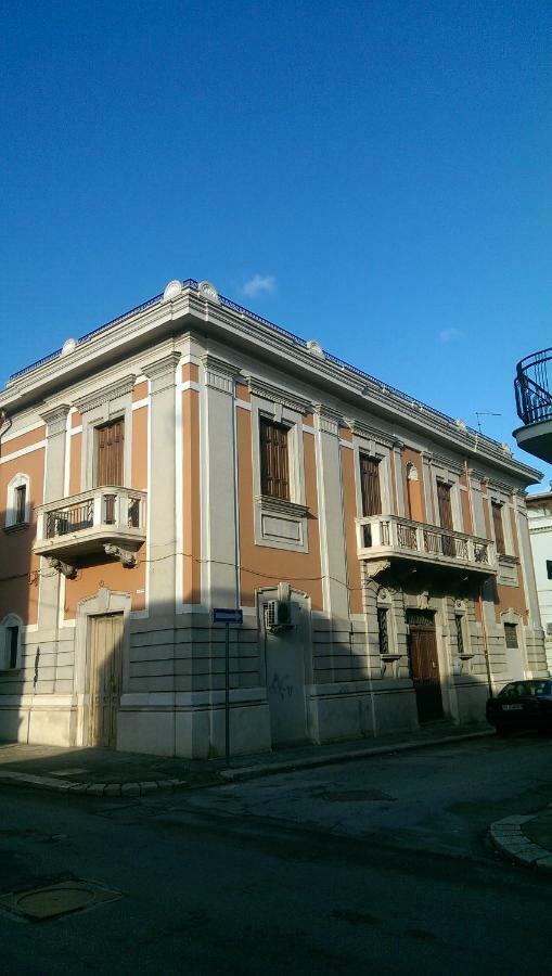 Palazzo Don Ruggiero Hotel San Ferdinando di Puglia Exterior photo